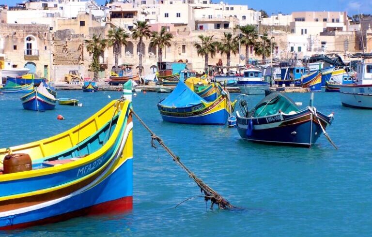 Malta-marsaxlokk-Marsaxlokk-τo-γραφικό-ψαροχώρι-qv21z8xb91im64537enup8ctmoa13uhkw8svzbkft6