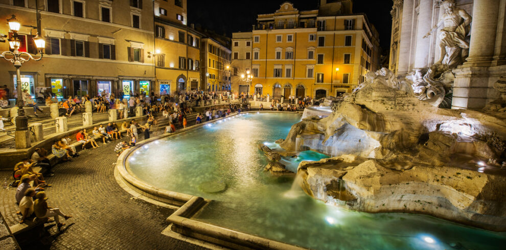 FONTANA-DI-TREVI