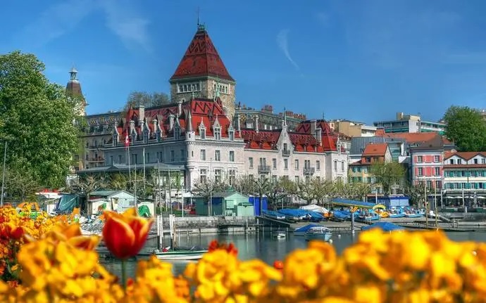 Lausanne
