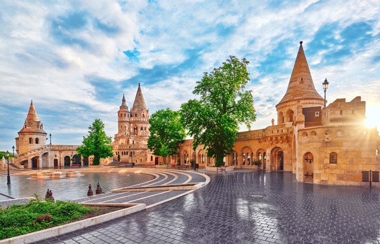 PYRGOI-PSARADON-BOYDAPEST